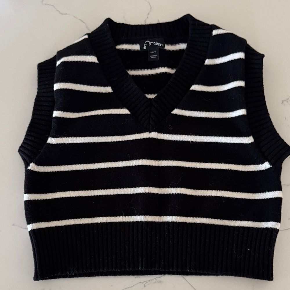 Art Class Black and White Knit Sweater Vest